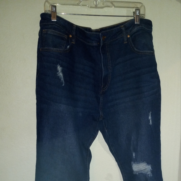 NWOT No Boundaries Flare Jeans - Picture 3 of 5